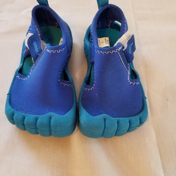 speedo kids water shoes